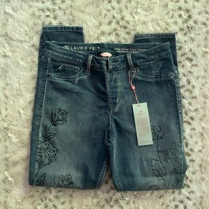Brand new Laurie Felt skinny jeans!